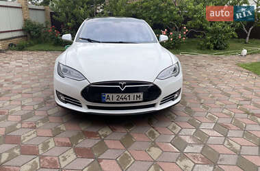 Лифтбек Tesla Model S 2013 в Киеве