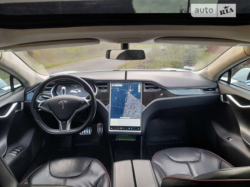 Лифтбек Tesla Model S 2013 в Киеве