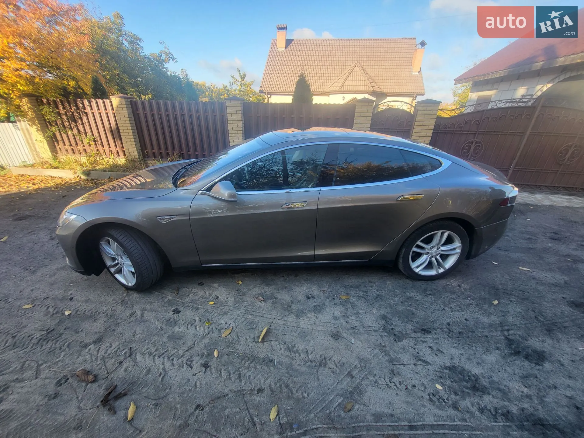 2015 Tesla Model S - мініатюра 3