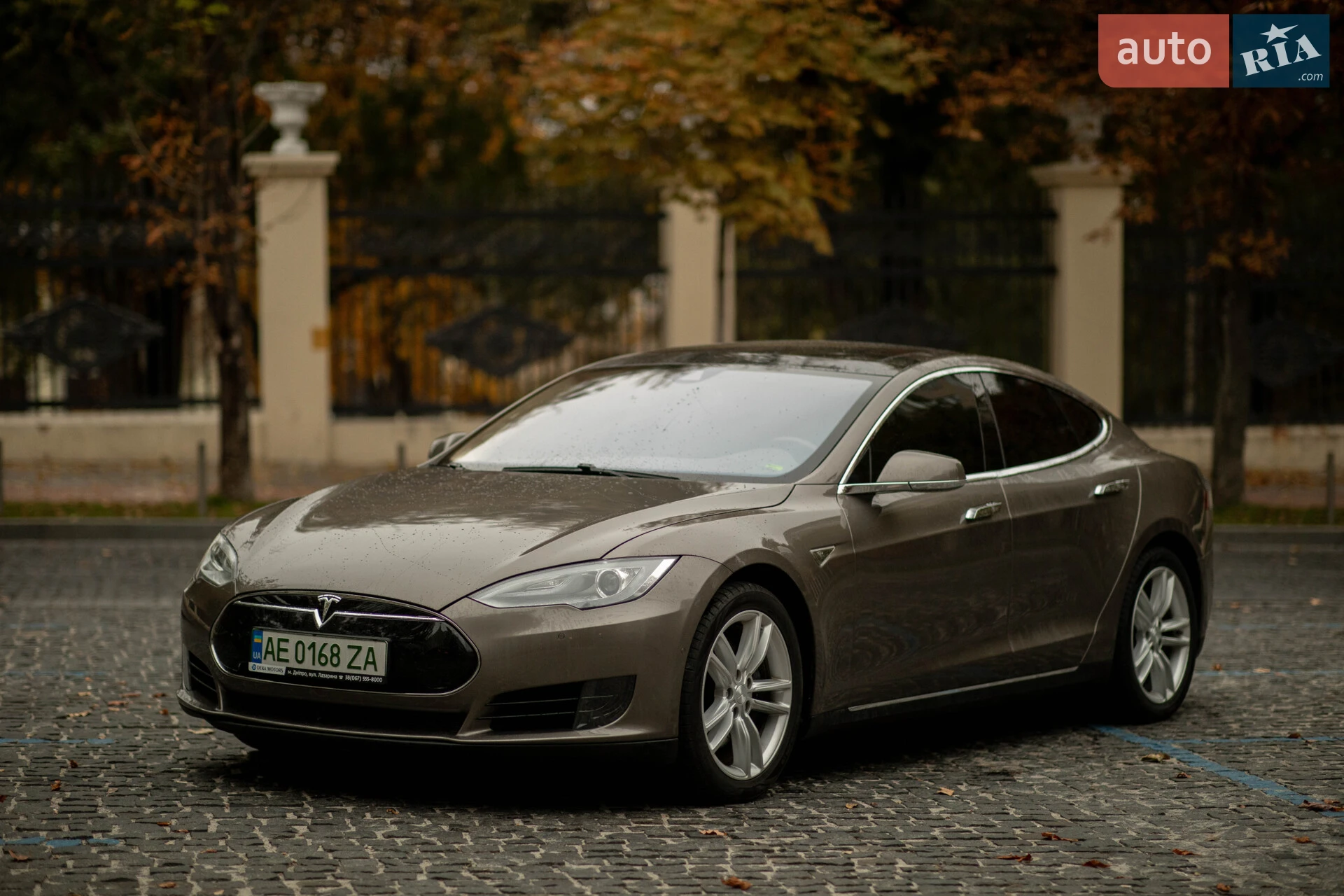 2016 Tesla Model S - мініатюра 9