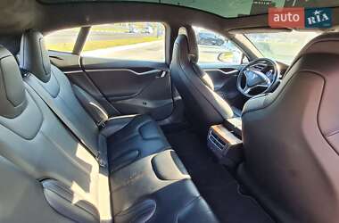 Лифтбек Tesla Model S 2017 в 