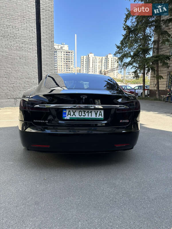 Лифтбек Tesla Model S 2019 в Харькове фото 7 Лифтбек Tesla Model S 2019 в Харькове