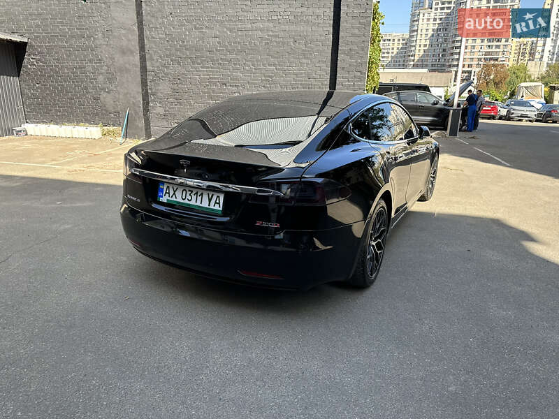 Лифтбек Tesla Model S 2019 в Харькове фото 5 Лифтбек Tesla Model S 2019 в Харькове