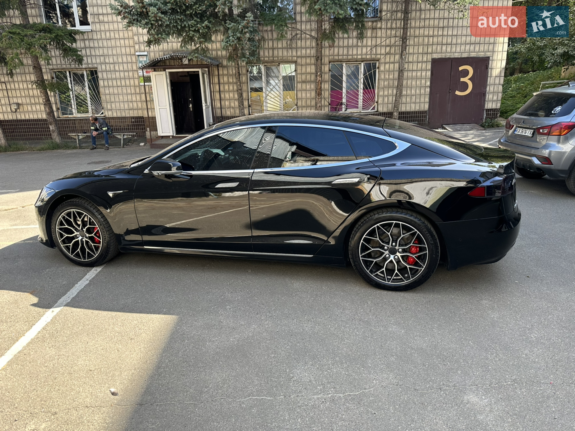 2019 Tesla Model S - мініатюра 3