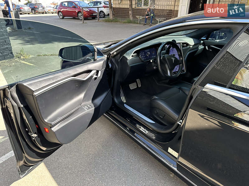 Лифтбек Tesla Model S 2019 в Харькове фото 14 Лифтбек Tesla Model S 2019 в Харькове
