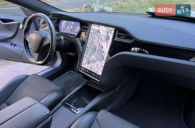 Лифтбек Tesla Model S 2018 в Черкассах