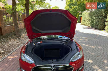 Лифтбек Tesla Model S 2014 в Киеве