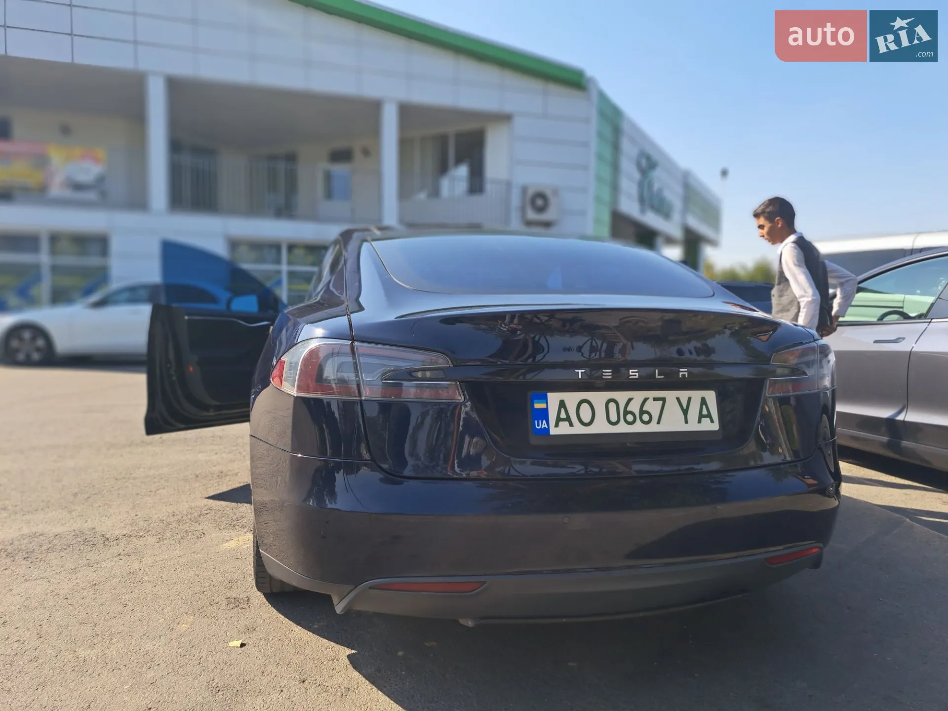 2014 Tesla Model S - мініатюра 10