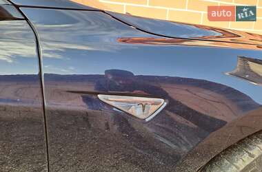 Ліфтбек Tesla Model S 2014 в Береговому