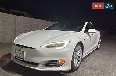 Ліфтбек Tesla Model S 2016 в Білій Церкві