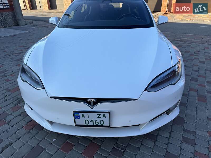 Ліфтбек Tesla Model S 2016 в Білій Церкві