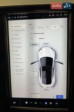 Ліфтбек Tesla Model S 2016 в Білій Церкві