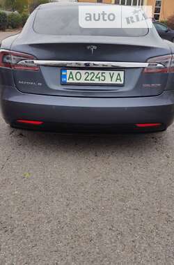 Лифтбек Tesla Model S 2019 в 