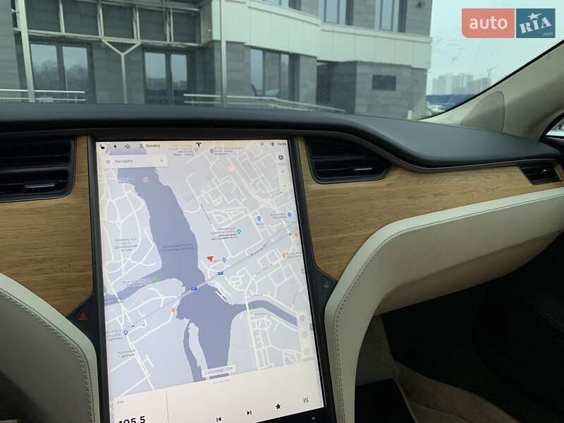 Ліфтбек Tesla Model S 2019 в Києві