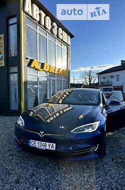 Лифтбек Tesla Model S 2018 в Черновцах