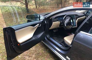 Лифтбек Tesla Model S 2014 в Киеве