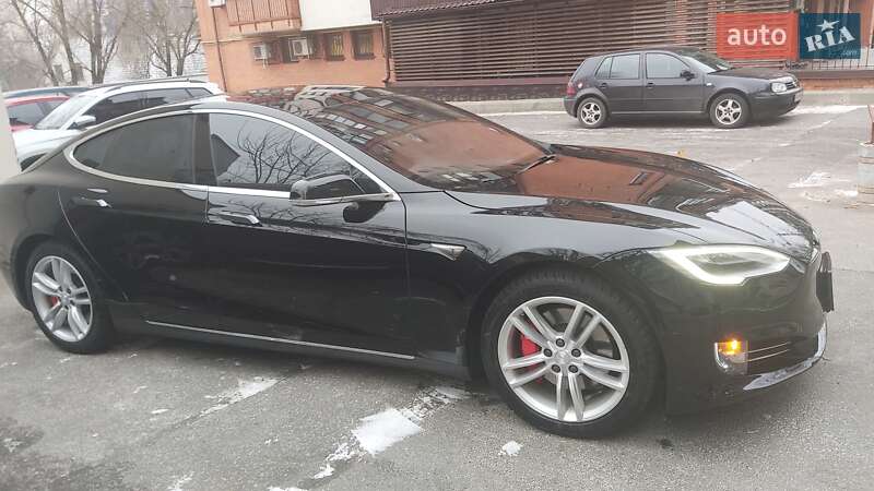 Лифтбек Tesla Model S 2015 в Харькове фото 6 Лифтбек Tesla Model S 2015 в Харькове