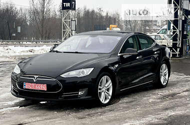 Ліфтбек Tesla Model S 2012 в Дубні