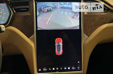 Лифтбек Tesla Model S 2016 в 