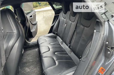 Ліфтбек Tesla Model S 2015 в 