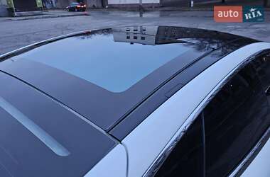 Ліфтбек Tesla Model S 2014 в Львові