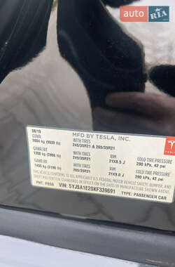 Ліфтбек Tesla Model S 2019 в 