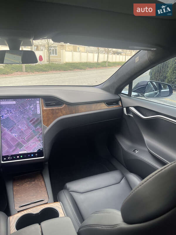 Лифтбек Tesla Model S 2019 в Одессе