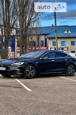 Лифтбек Tesla Model S 2016 в Житомире