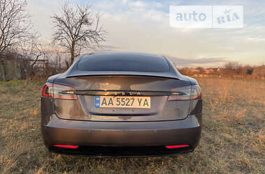 Ліфтбек Tesla Model S 2020 в Броварах