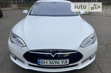 Ліфтбек Tesla Model S 2013 в Одесі