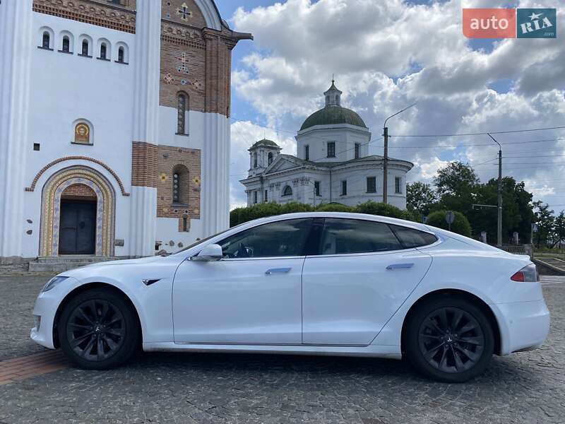 Ліфтбек Tesla Model S 2018 в Києві фото 2 Ліфтбек Tesla Model S 2018 в Києві