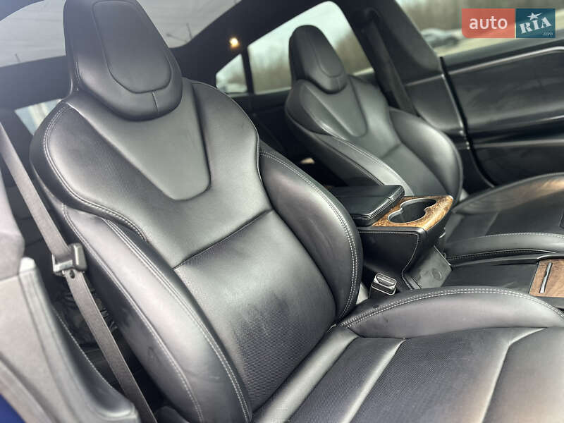 Ліфтбек Tesla Model S 2018 в Полтаві фото 33 Ліфтбек Tesla Model S 2018 в Полтаві