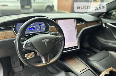 Лифтбек Tesla Model S 2018 в Полтаве