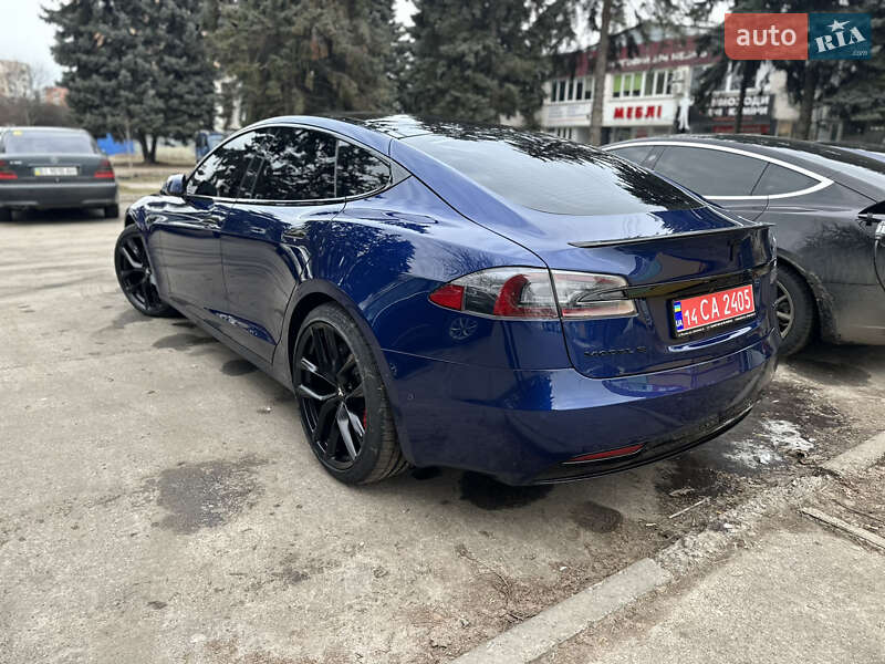Ліфтбек Tesla Model S 2018 в Полтаві фото 43 Ліфтбек Tesla Model S 2018 в Полтаві