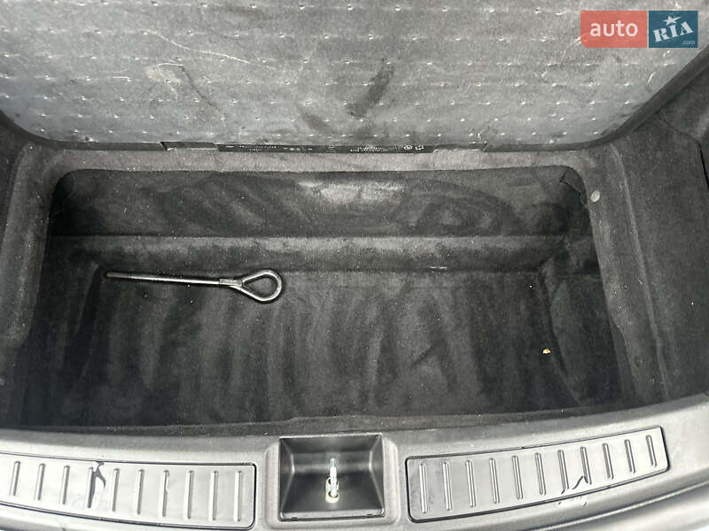 Ліфтбек Tesla Model S 2018 в Полтаві фото 45 Ліфтбек Tesla Model S 2018 в Полтаві