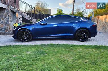 Ліфтбек Tesla Model S 2017 в 