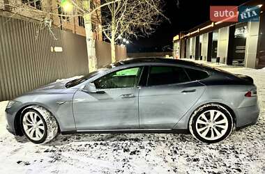 Лифтбек Tesla Model S 2014 в 