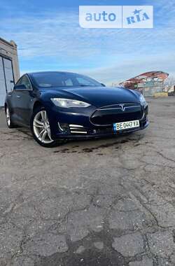 Лифтбек Tesla Model S 2013 в Николаеве