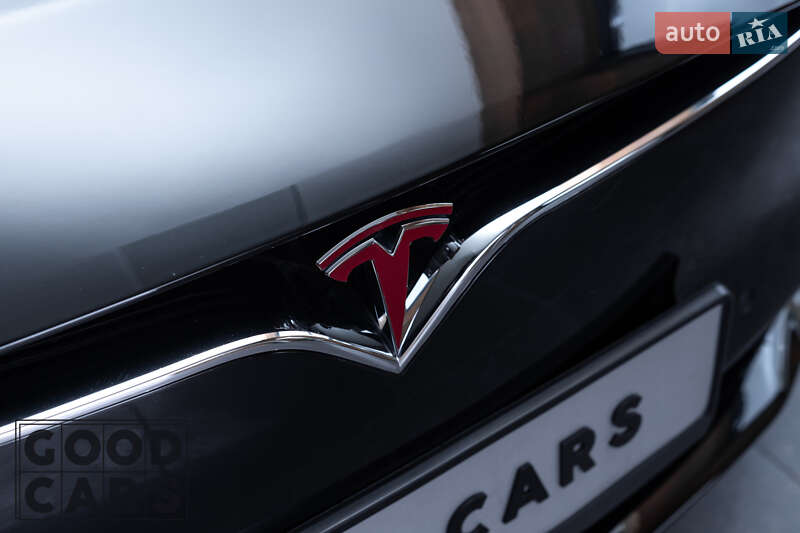 Лифтбек Tesla Model S 2019 в Одессе
