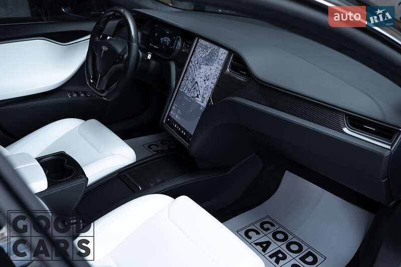Лифтбек Tesla Model S 2019 в Одессе