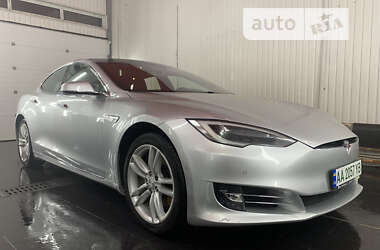 Лифтбек Tesla Model S 2014 в Обухове