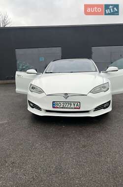 Лифтбек Tesla Model S 2014 в Тернополе
