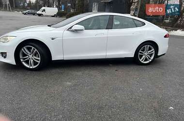 Лифтбек Tesla Model S 2014 в Тернополе