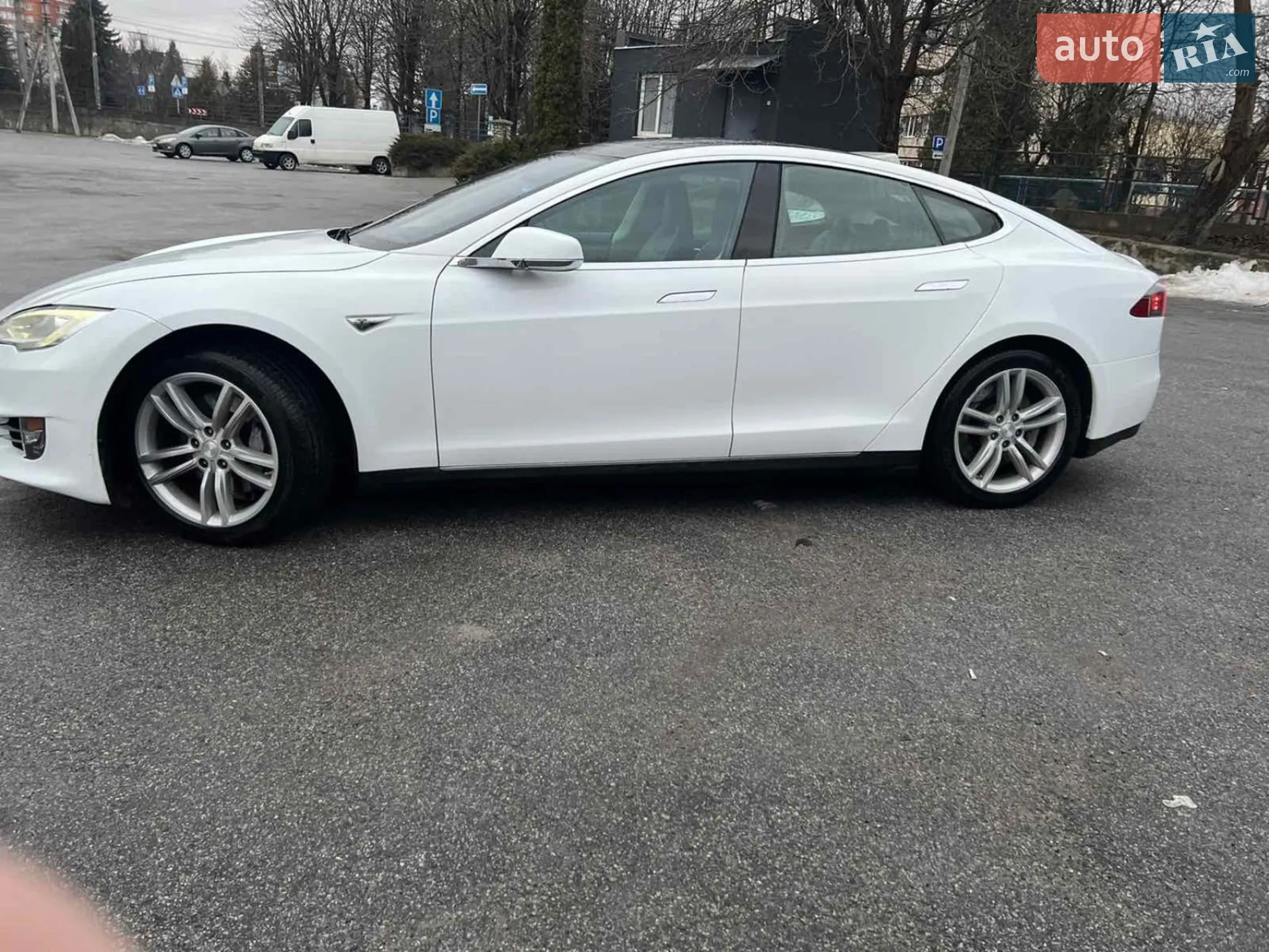 2014 Tesla Model S - мініатюра 19