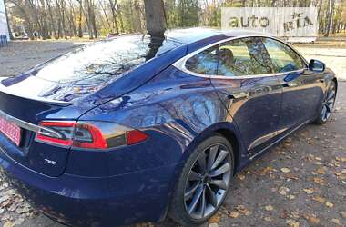 Лифтбек Tesla Model S 2017 в Чернигове