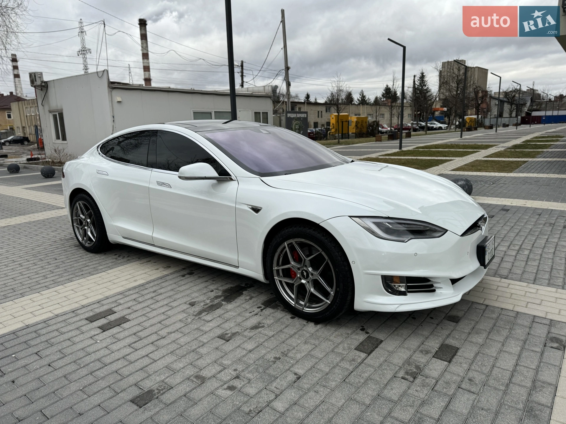 2014 Tesla Model S - мініатюра 6