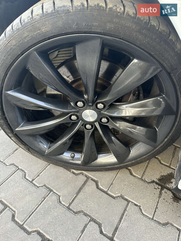 Ліфтбек Tesla Model S 2012 в Одесі