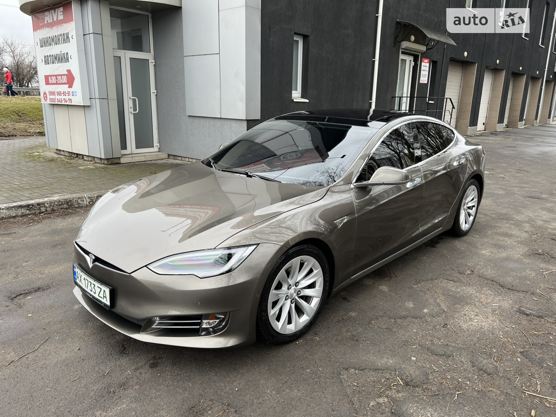 2016 Tesla Model S - мініатюра 6