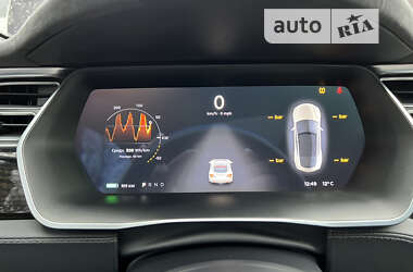 Лифтбек Tesla Model S 2016 в Днепре