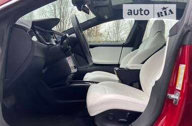 Лифтбек Tesla Model S 2019 в Киеве